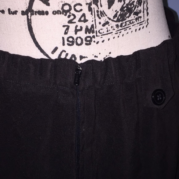 Skirt - Picture 3 of 4